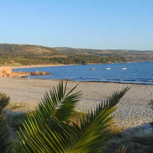 Fronte Mare Attico Indipendente Ed Esclusivo Con Terrazza Panoramica Isola Rossa