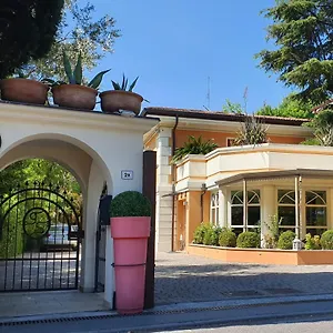  Bed and breakfast La Desenzano Italia